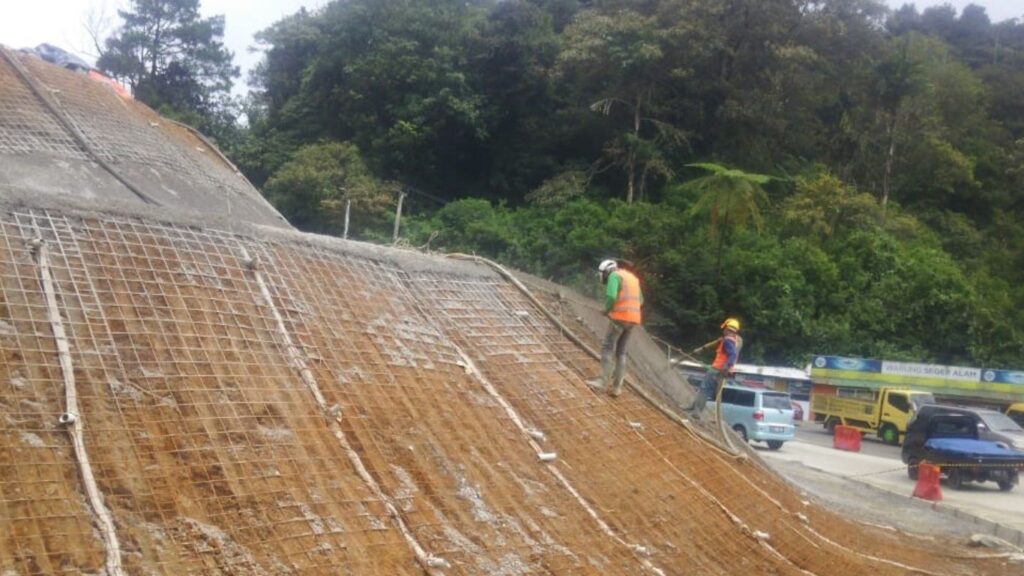 Soil Nailing: Teknik Modern Stabilisasi Tanah